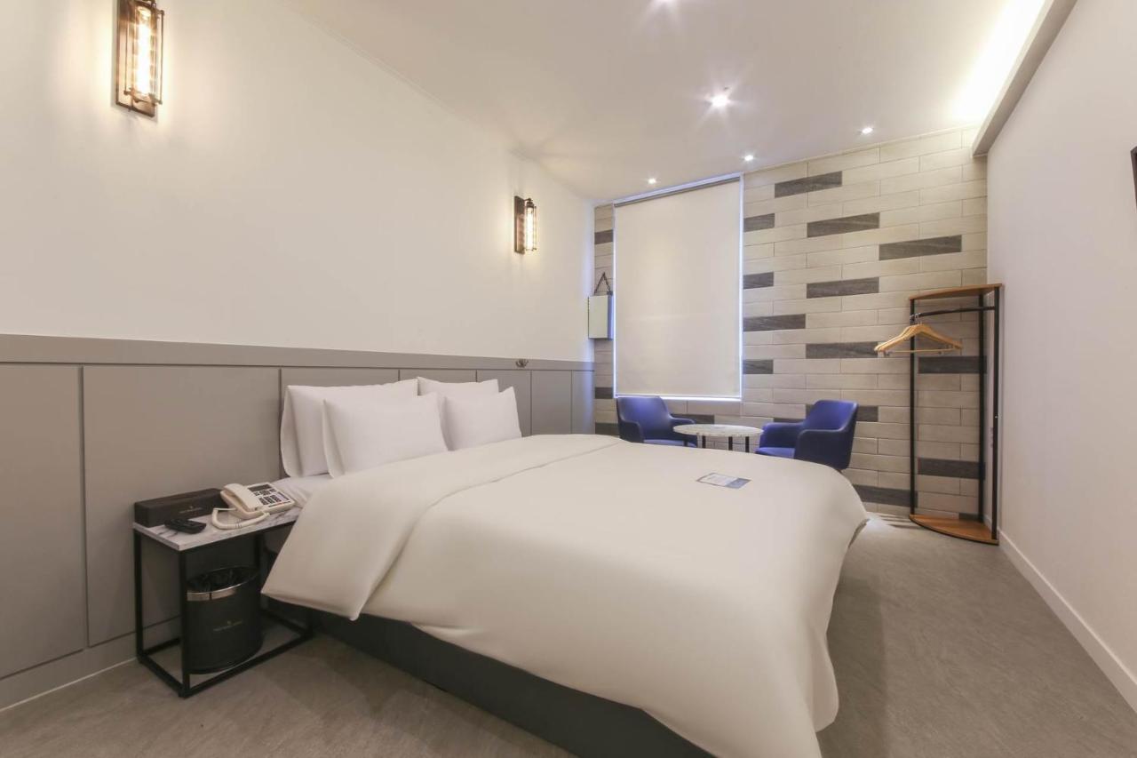 Pyeongtaek Godeok Rich Stay Hotel Экстерьер фото